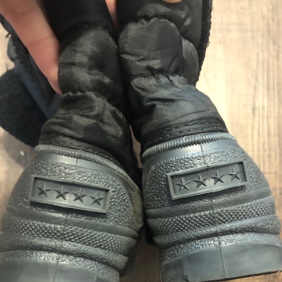 Kids Velcro Snow Boots Sz 11 - Picture 2 of 3